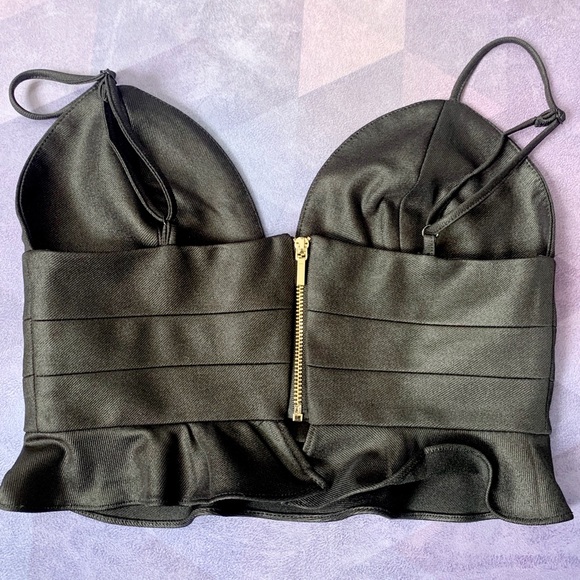 ๐ BEBE BUSTIER PEPLUM TANK TOP - Picture 3 of 4